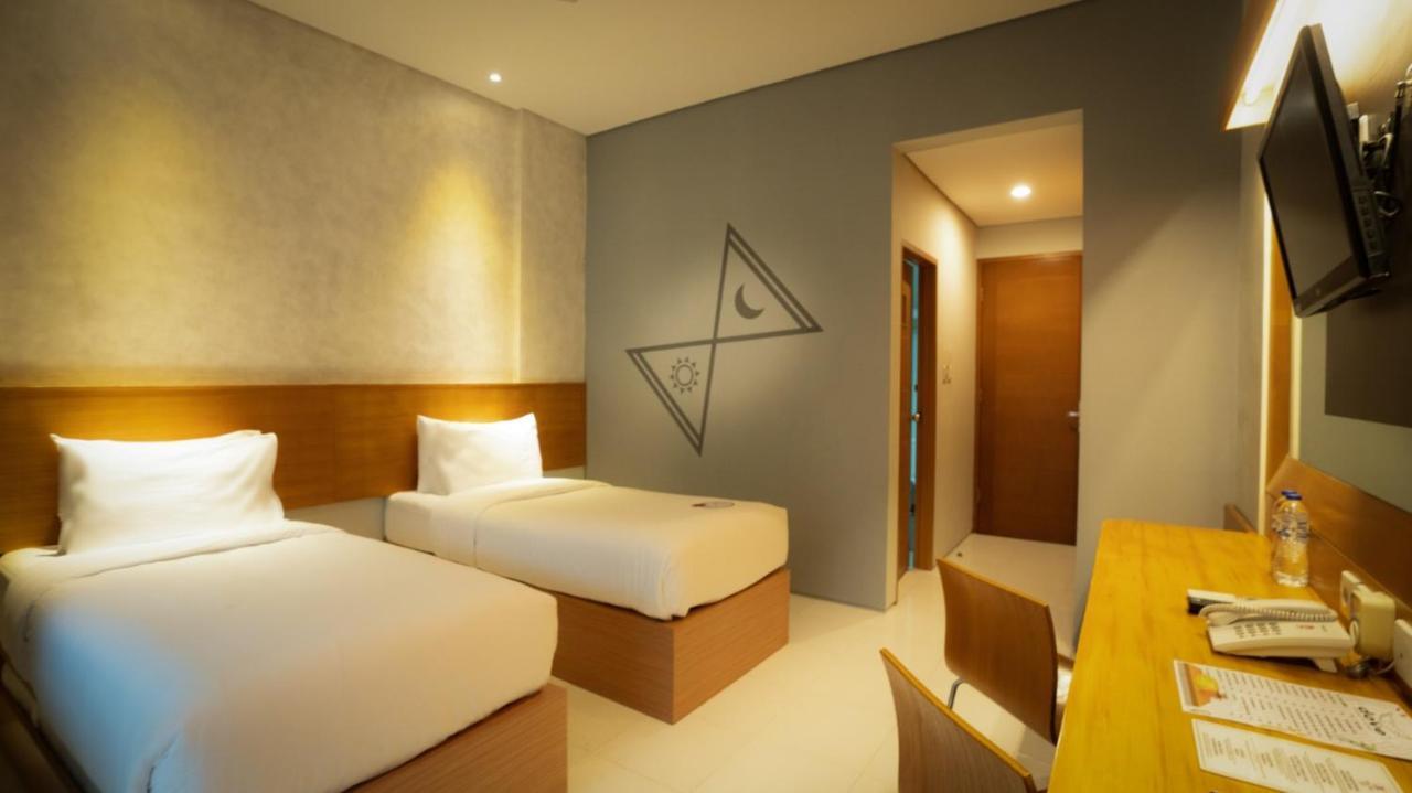 Nite & Day Mdc Puncak - Gadog Hotel Богор Екстериор снимка